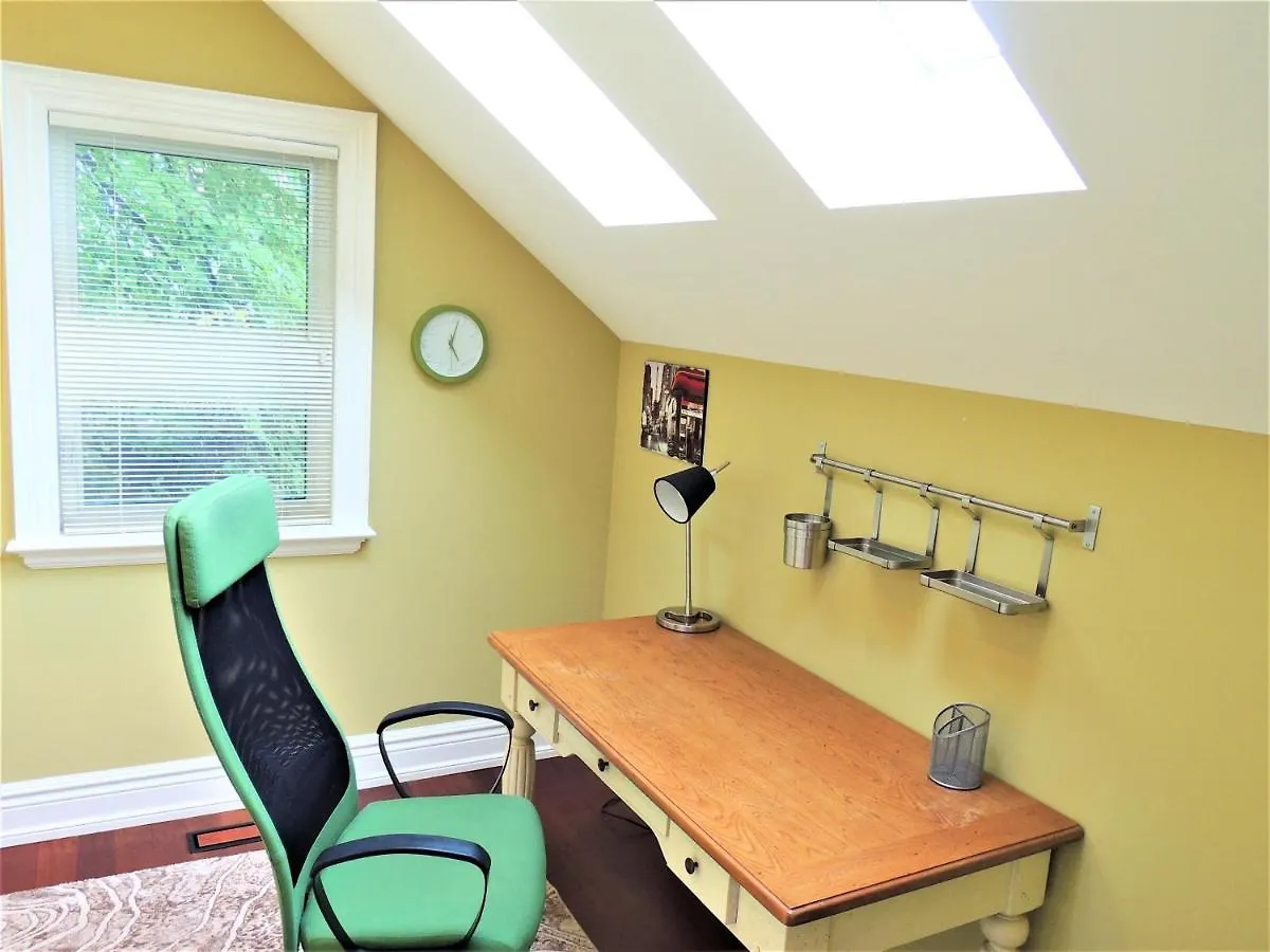 Iresidence In Toronto - Unique Mansion - Fantastic Views With Breakfast