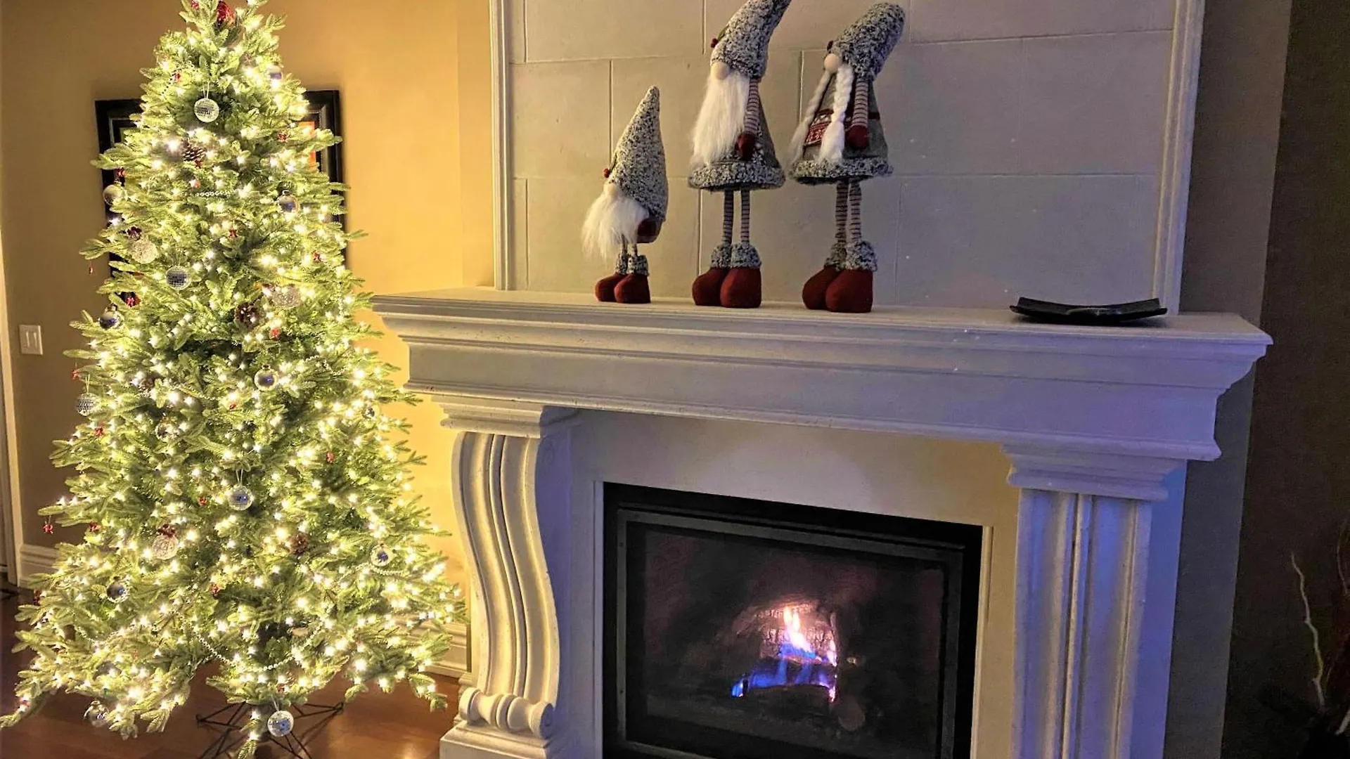 Iresidence In Toronto - Unique Mansion - Fantastic Views With Breakfast